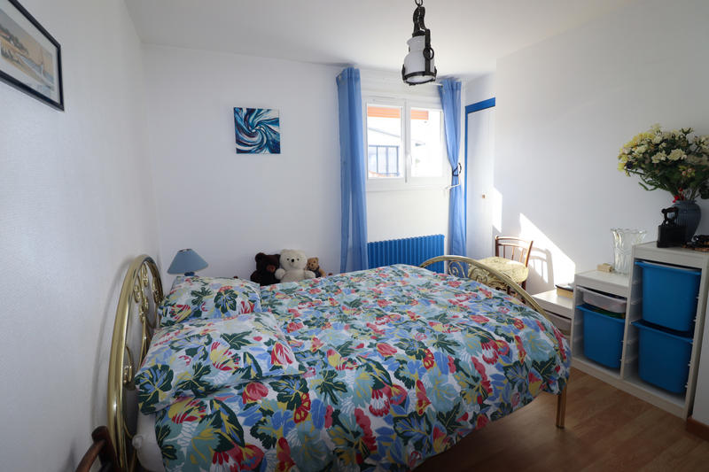 Maison - 220 m² - 12 pièces