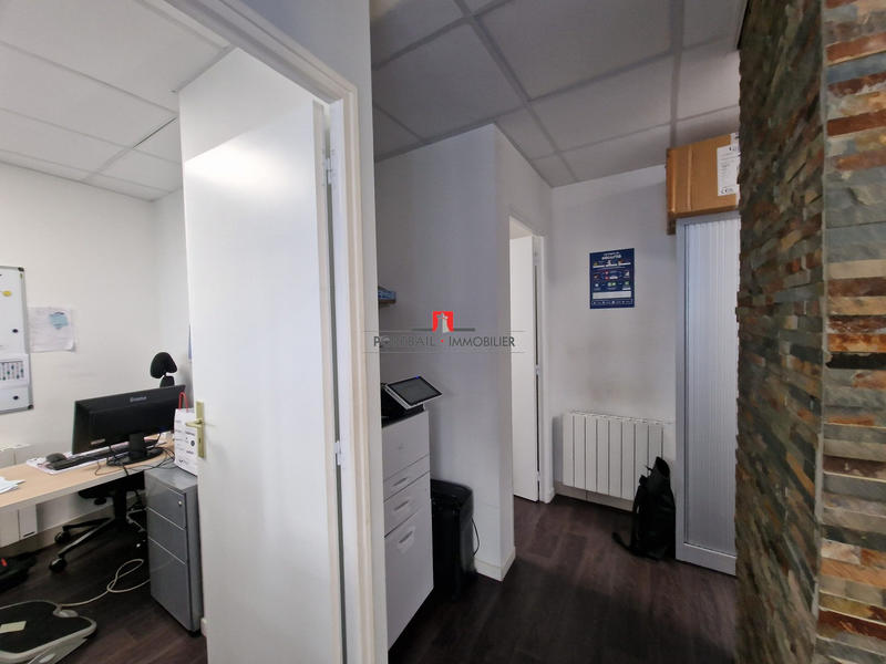 Local commercial - 38 m² - 2 pièces