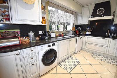 Appartement - 90 m² - 3 pièces