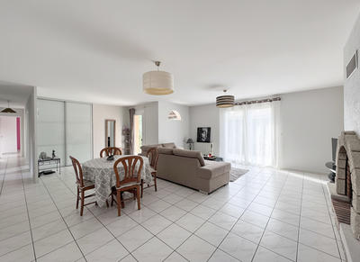 Maison - 134 m² - 5 pièces