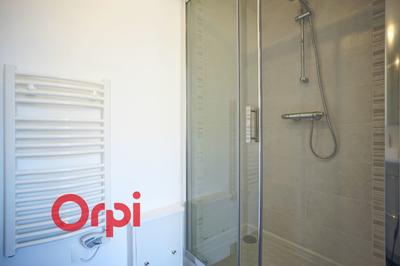 Appartement - 65 m² - 2 pièces