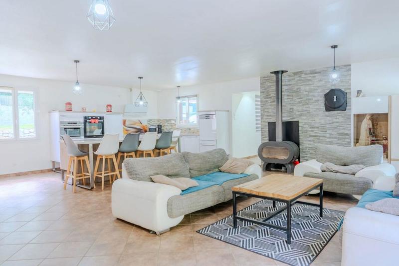 Maison - 160 m² - 6 pièces