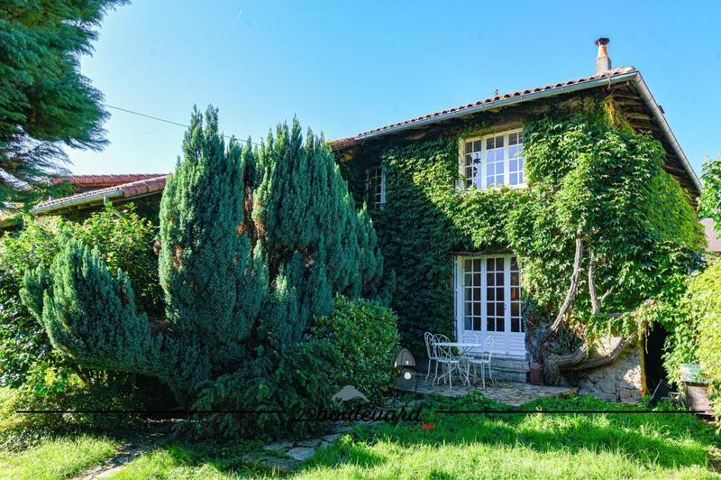 Maison ancienne - 193 m² - 7 pièces