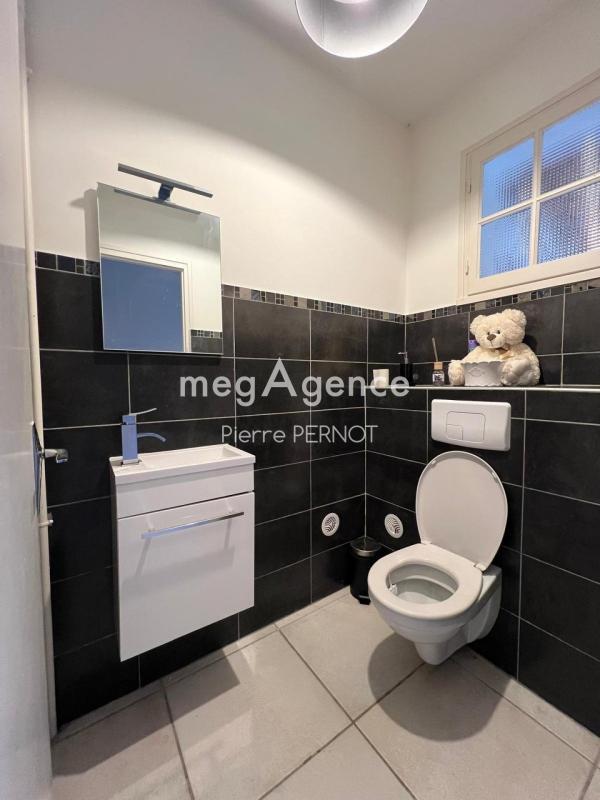 Maison de campagne - 200 m² - 10 pièces