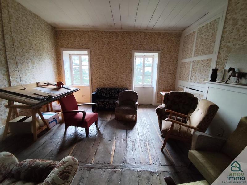 Propriété - 240 m² - 7 pièces