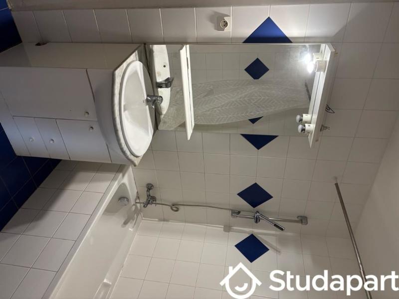 Appartement - 77 m² - 3 pièces