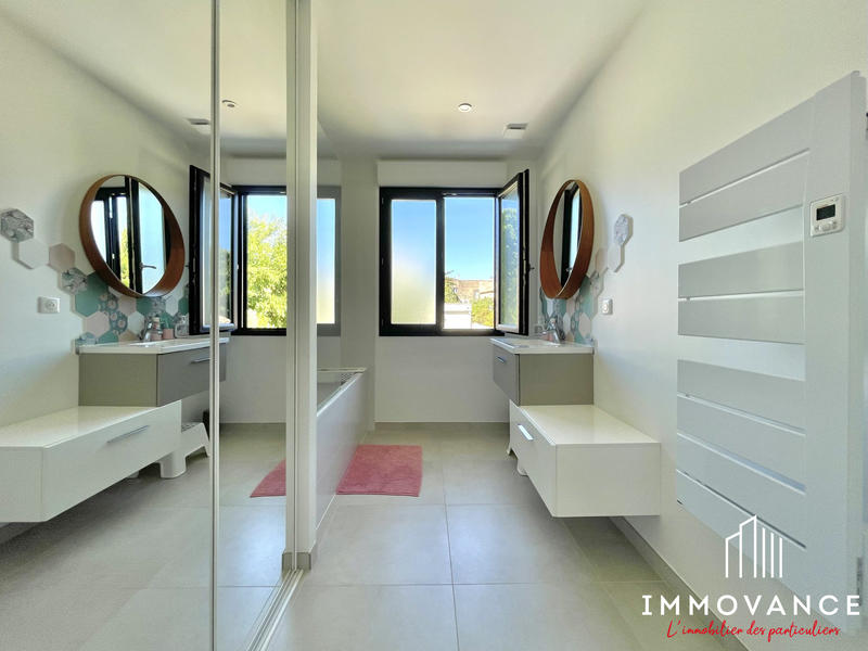 Villa - 190 m² - 6 pièces