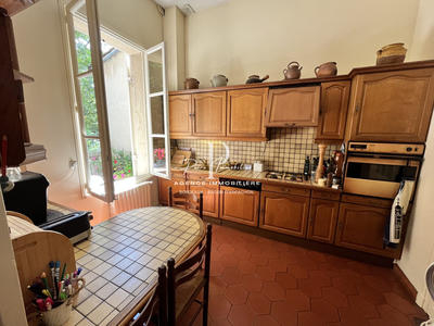 Maison - 200 m² - 4 pièces