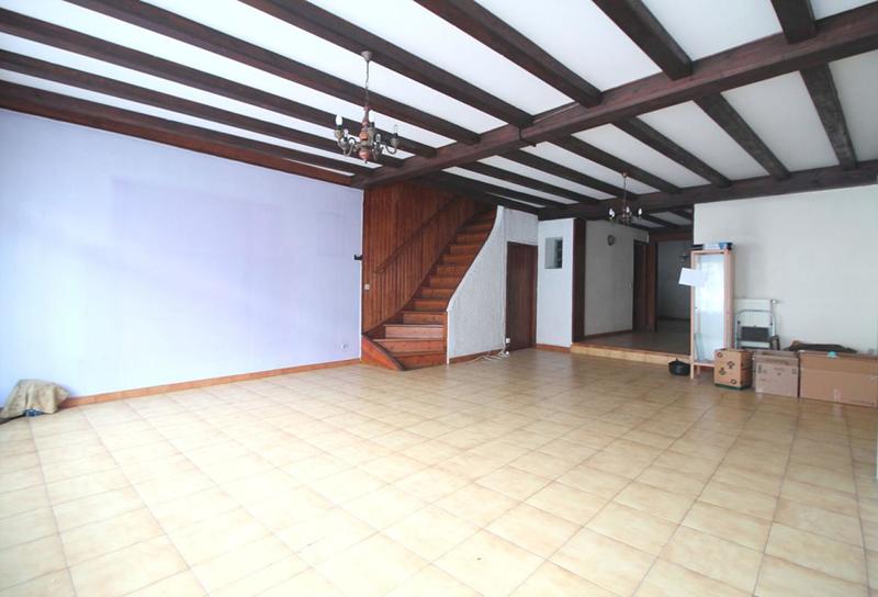 Maison - 147 m² - 6 pièces