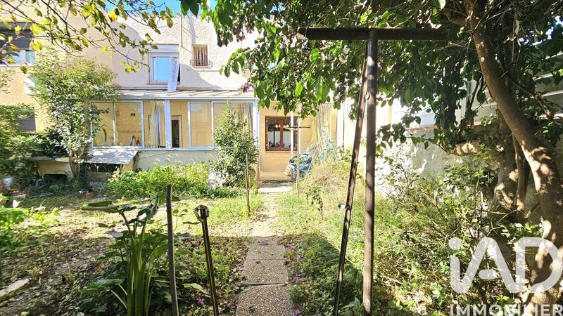 Maison - 90 m² - 3 pièces