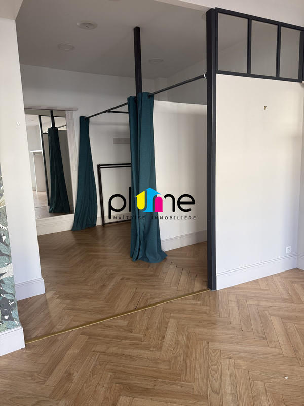 Local commercial - 100 m²