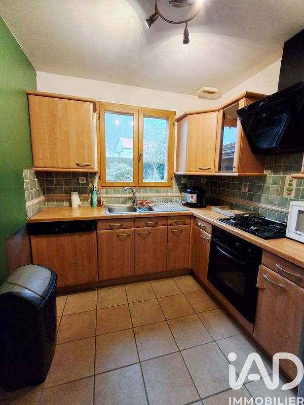 Maison - 92 m² - 6 pièces