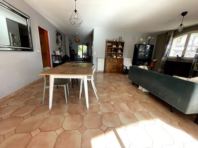 Maison - 162 m² - 6 pièces