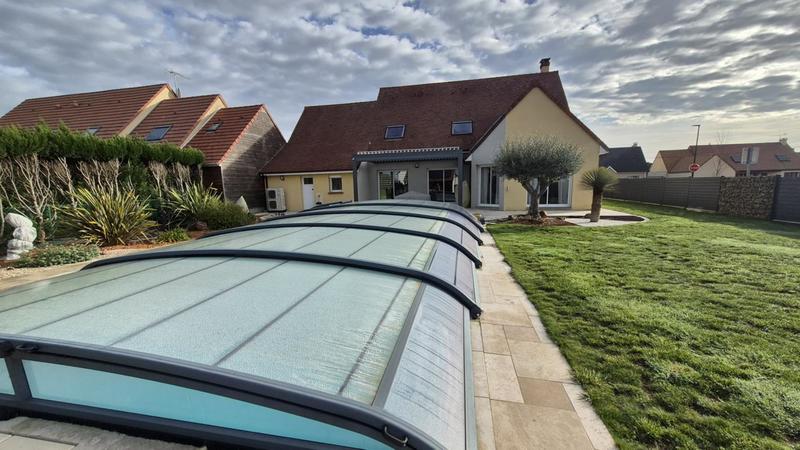 Maison - 227 m² - 6 pièces