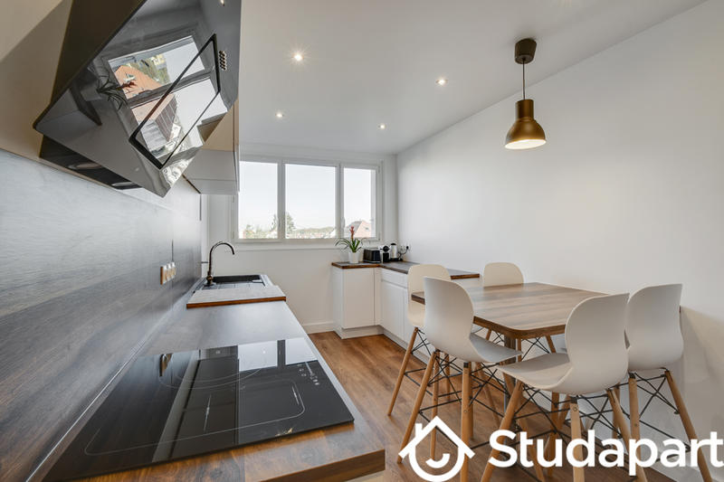 Chambre - 10 m² - 1 pièce