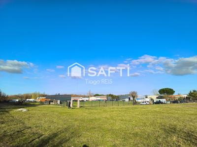 Terrain - 5 831 m²