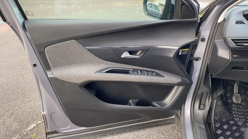 Peugeot 3008 1.5 BlueHDi 130 Active Business