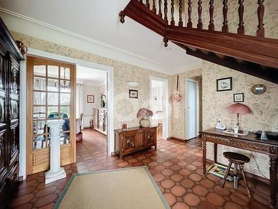 Maison - 141 m² - 5 pièces
