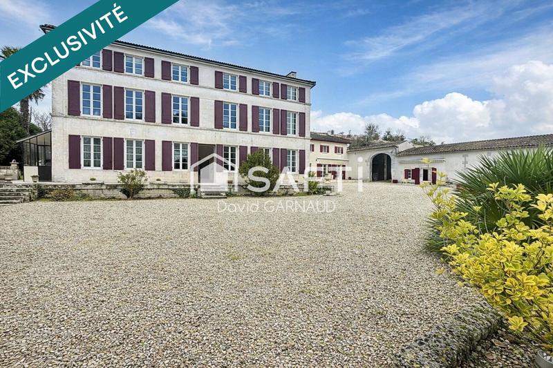 Maison de maîtres - 441 m² - 14 pièces
