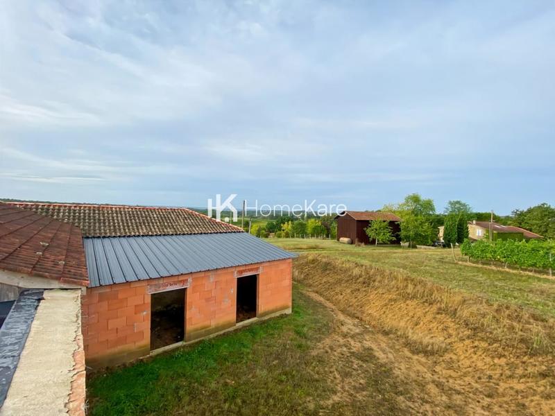 Maison en pierre - 180 m² - 5 pièces