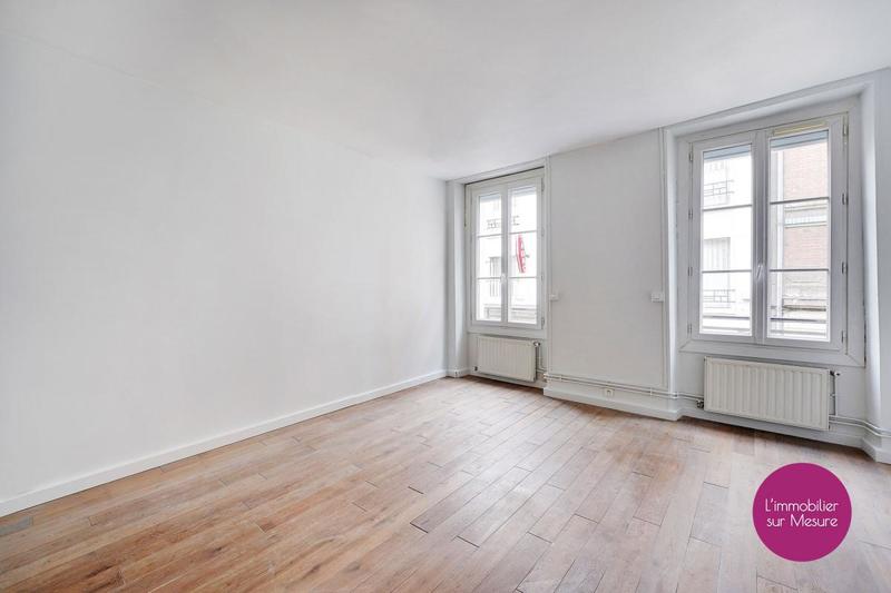 Studio - 27 m² - 1 pièce