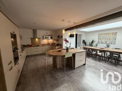 Maison - 208 m² - 6 pièces