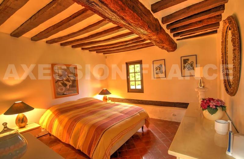 Maison - 96 m² - 7 pièces