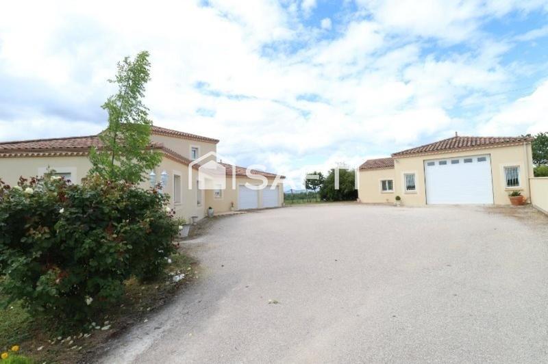 Maison de maîtres - 222 m² - 8 pièces