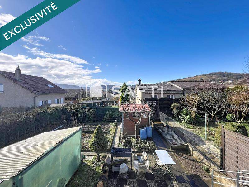 Maison - 93 m² - 4 pièces