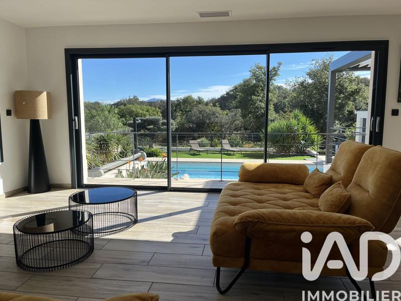 Maison - 154 m² - 5 pièces