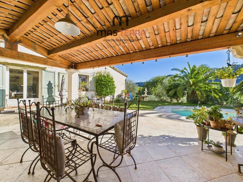 Villa - 102 m² - 3 pièces