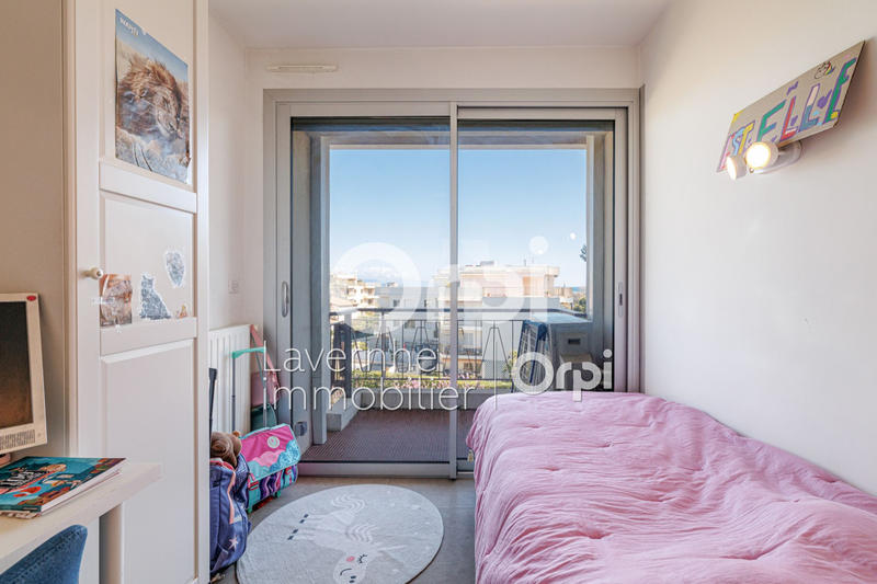 Appartement - 99 m² - 5 pièces
