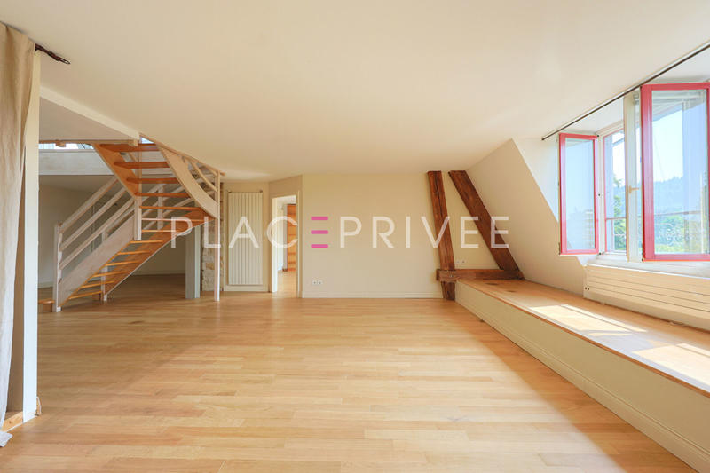 Appartement - 193 m² - 6 pièces
