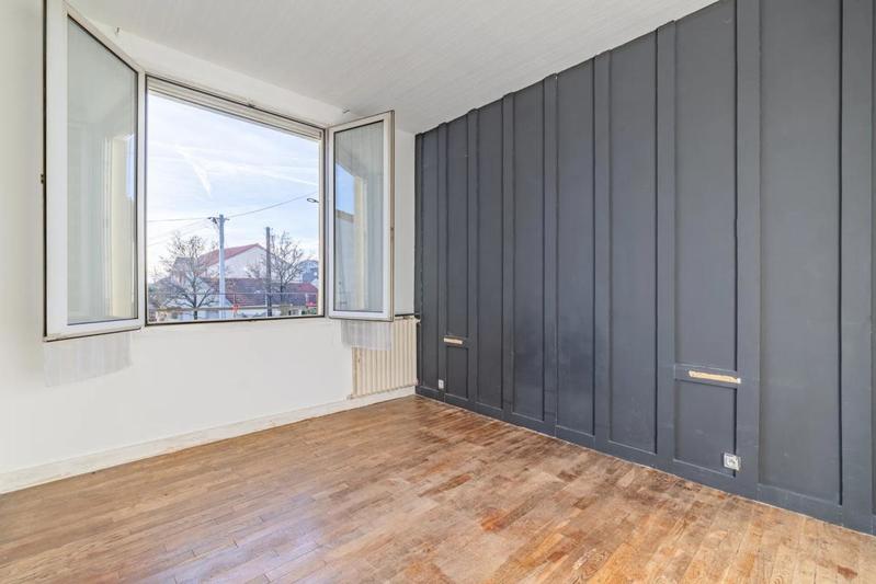 Maison - 150 m² - 7 pièces