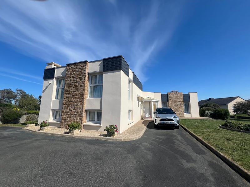 Maison contemporaine - 160 m² - 5 pièces