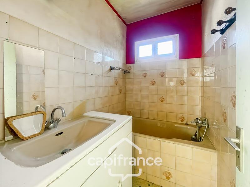 Maison - 95 m² - 6 pièces