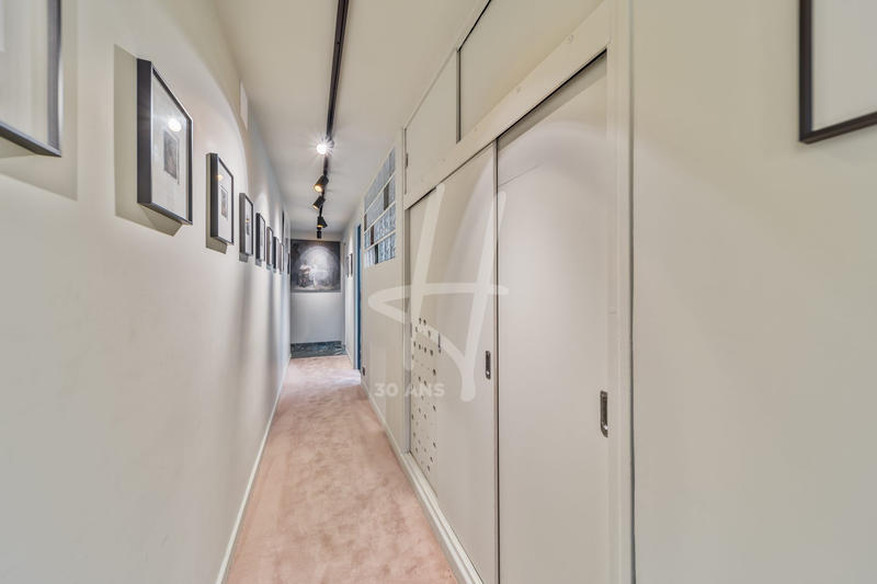 Appartement - 190 m² - 6 pièces