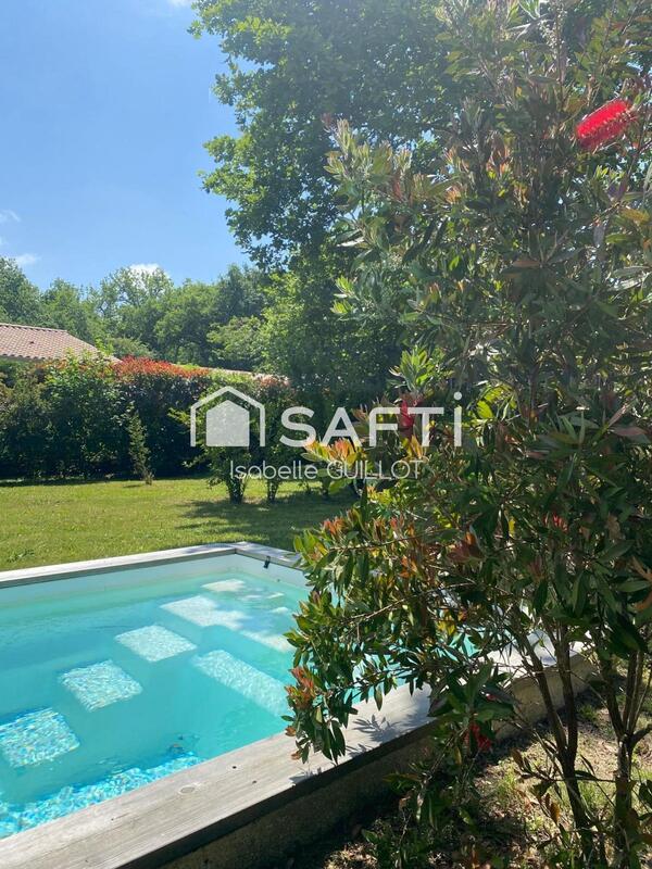 Maison - 105 m² - 5 pièces