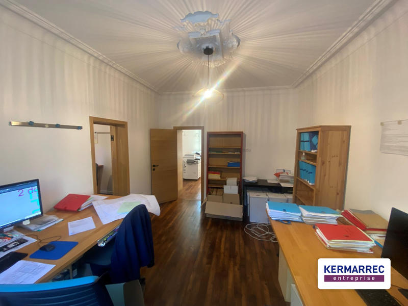 Bureau - 80 m² - 4 pièces