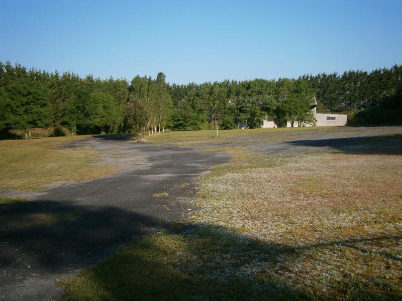 Local d'activité / Entrepôt - 300 m²