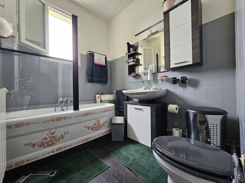 Maison traditionnelle - 134 m² - 6 pièces