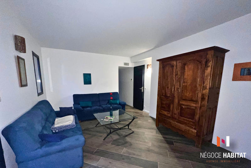 Villa - 279 m² - 10 pièces