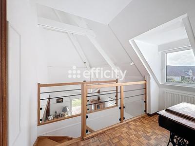 Pavillon - 145 m² - 6 pièces