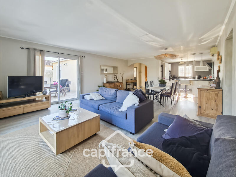 Maison - 121 m² - 5 pièces