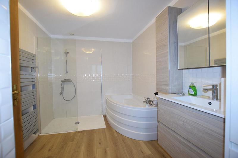 Corps de ferme - 152 m² - 8 pièces