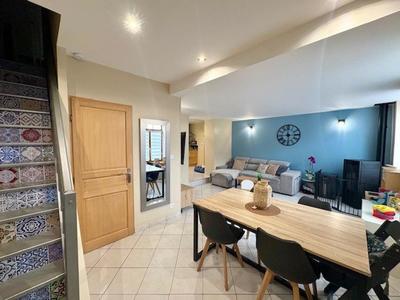 Maison - 64 m² - 4 pièces