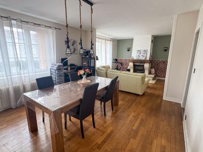 Appartement - 186 m² - 7 pièces