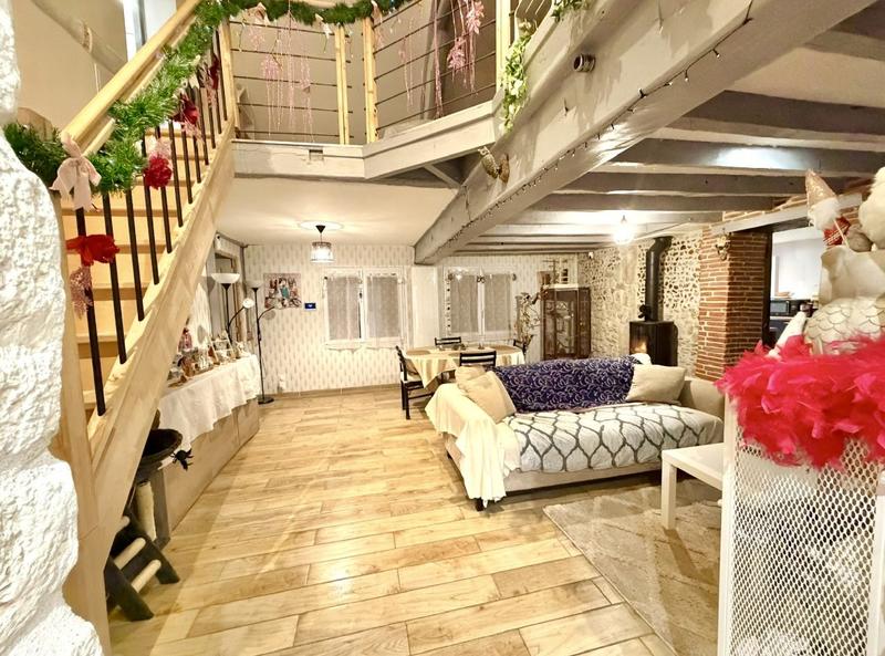 Maison ancienne - 144 m² - 6 pièces