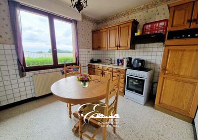 Maison - 97 m² - 6 pièces