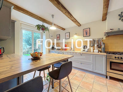 Maison - 175 m² - 10 pièces
